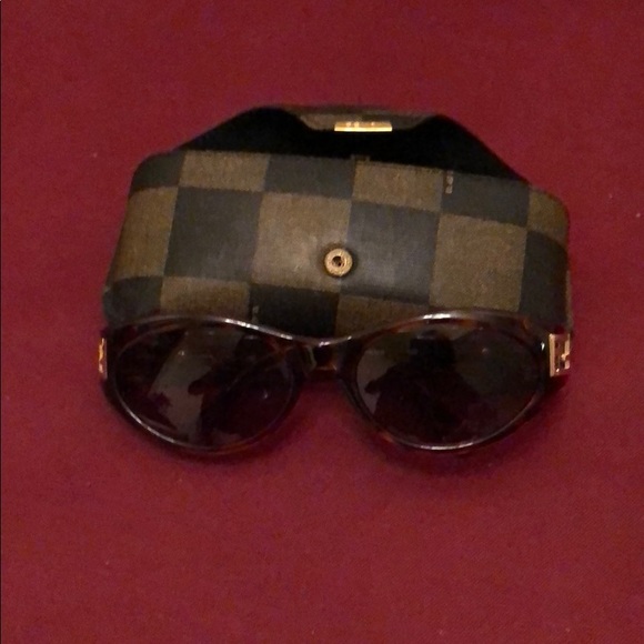Fendi Brown Sunglasses with tortoise shell frame
